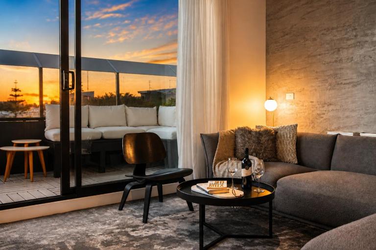 Beachside Gem - Sweeping Views & Cafés Nearby! - Ferienwohnung Melbourne