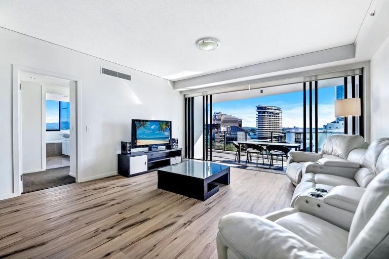 3BR Apartment Hinterland Views - Sierra Grand CoastHM - B&B Gold Coast