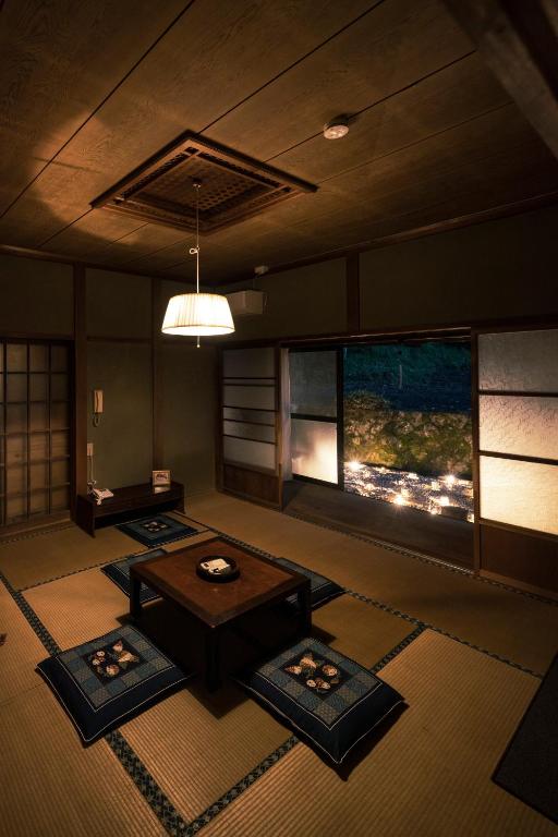 やしろ - B&B Nakatsugawa