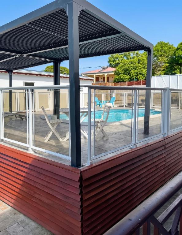 Bungalow cosy près de Basse-Terre - 20 m² avec piscine - Ferienwohnung Basse-Terre