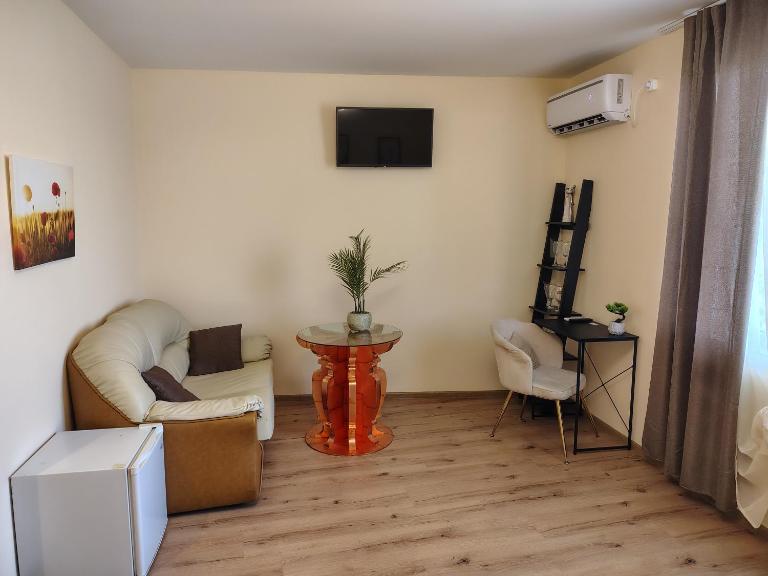Стаи за гости Цветето на Ангела - Bed and Breakfast Bankya