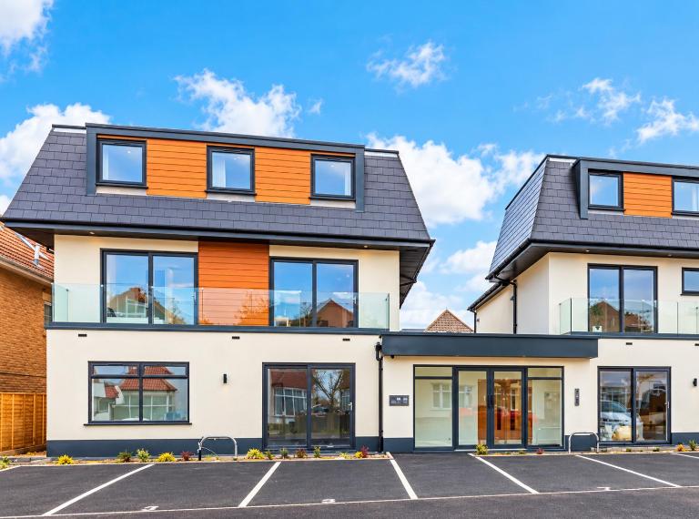 Seaside Apartment - Free Parking - Walk to Beach - Sleeps 6 - B&B Bournemouth