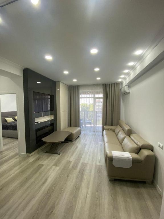 Apartament Oasis CityView - Bed and Breakfast Chisinau