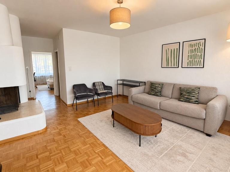 Stylish 2BR with Stunning Zurich Views - Tilia 41 - Ferienwohnung Zürich