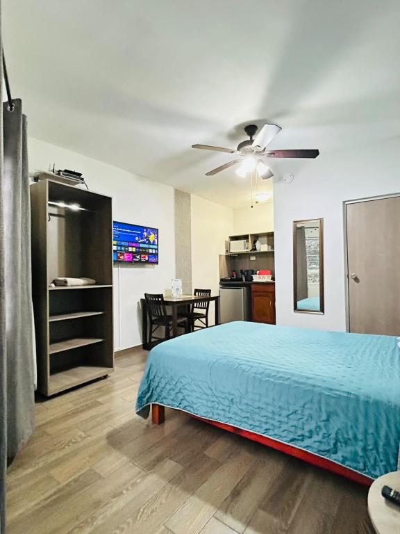 Loft Privado, Cerca de la UANL, 505A - Bed and Breakfast Monterrey