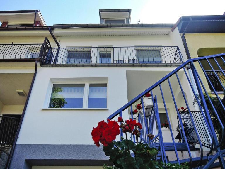 Terraced House near Baltic Sea & Wolinski Park - Chambres d'hôtes Międzyzdroje