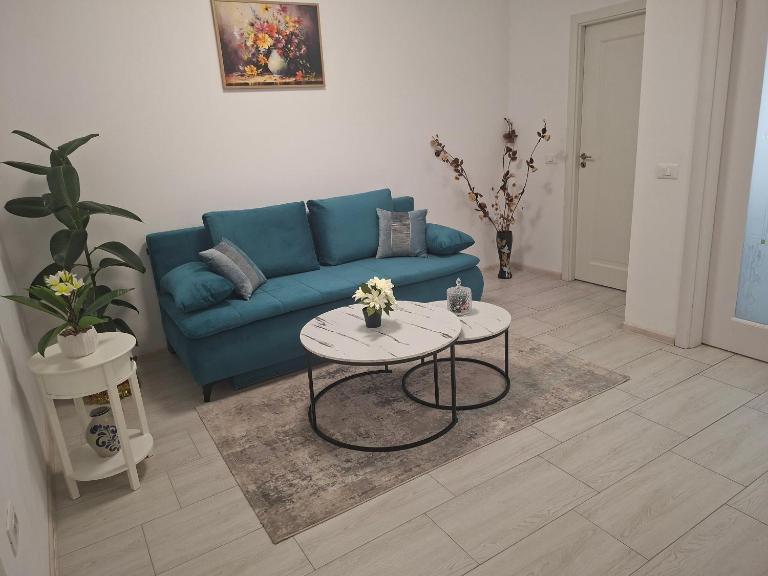 Apartament Alex, Dem Rădulescu - Ferienwohnung Râmnicu Vâlcea
