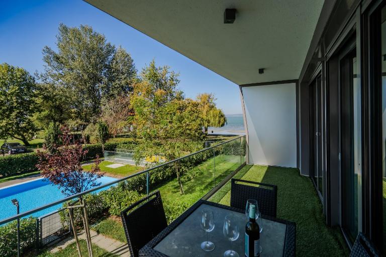 MyFlat Coral 10 Premium Apartment - Ferienwohnung Siófok