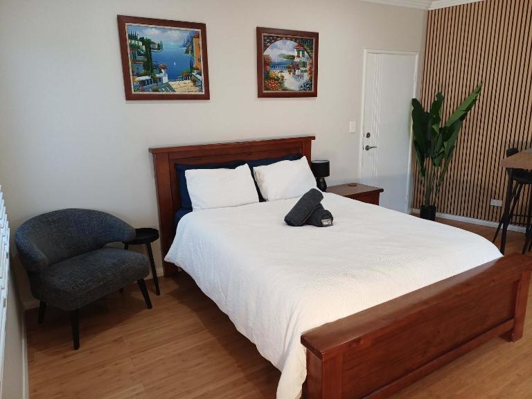Cosy Haven - Large Comfy Dwelling - B&B Mandurah