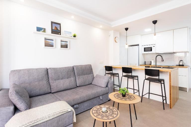 Home2Book Sea View Apartment with Terrace & Pool - B&B Candelaria