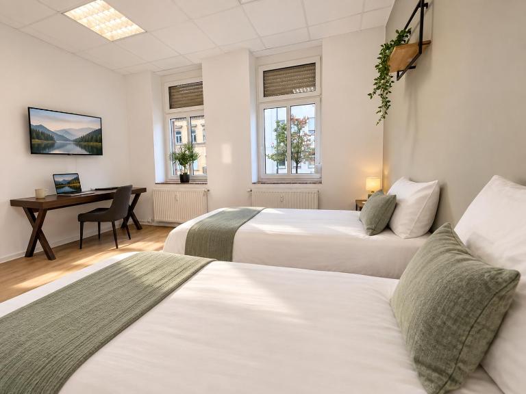 6-Personen Apartment ideal für Monteure, Berufstätige, langfristige Aufenthalte - Einzelbetten, Self Check-in, Küche, Waschmaschine - Ferienwohnung Bitterfeld-Wolfen