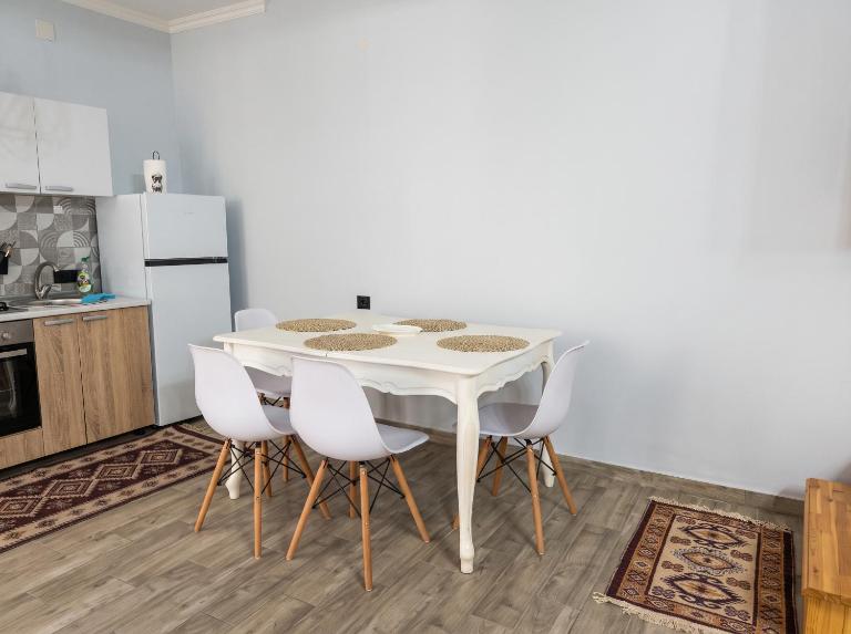 Home Sweet Home Apartment - Ferienwohnung Kutaissi