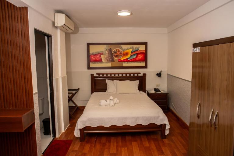 Buen Retiro Apart Hotel - B&B Santa Cruz de la Sierra