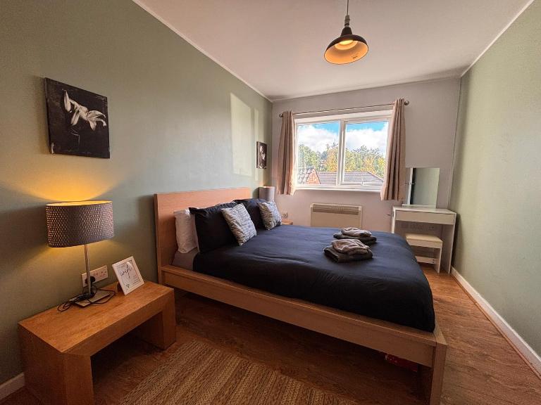 Modern 1-Bed Flat in Wigan - B&B Wigan