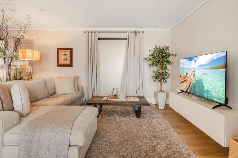 The Gallery luxury apartment 101 - B&B Knysna