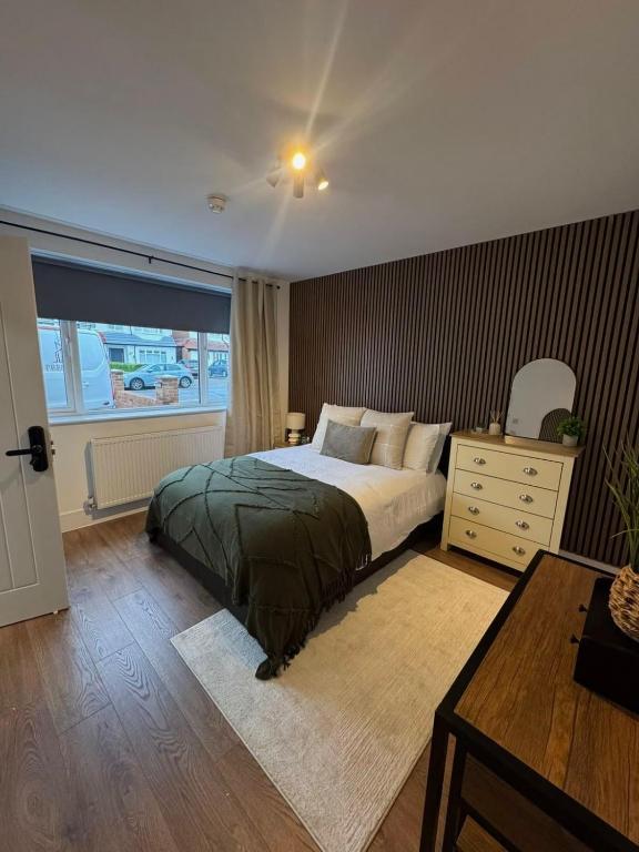 Brand New Rooms In Central Borehamwood - Ferienwohnung Borehamwood