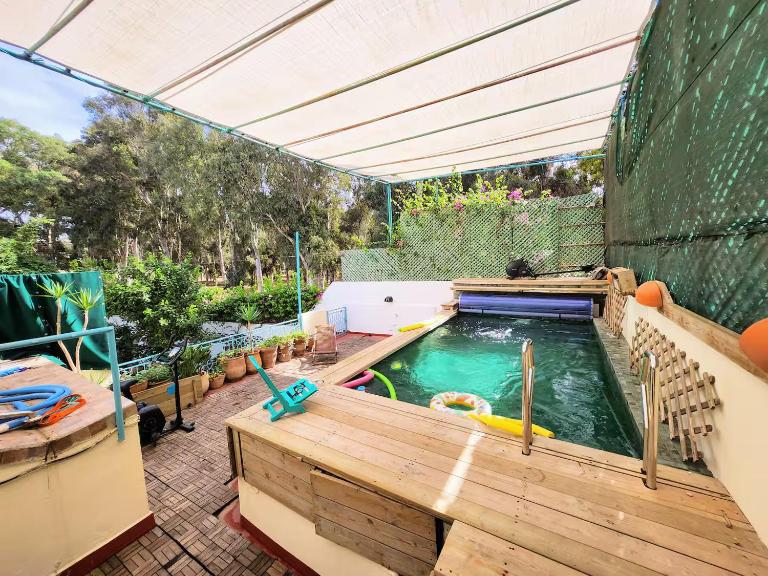 4BR Villa Garden Level , Pool & Garage 2P - Ferienwohnung Rabat