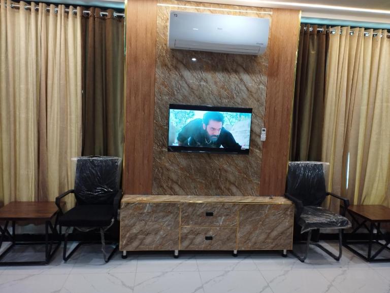 Topcity-1 Apartment 1 Queen 2 Single bed near Islamabad airport - B&B Islamabad