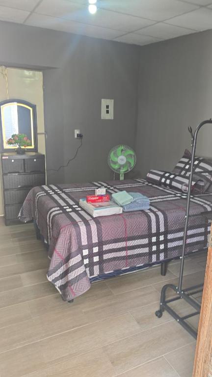 Hostal Santaneco - Bed and Breakfast Santa Ana
