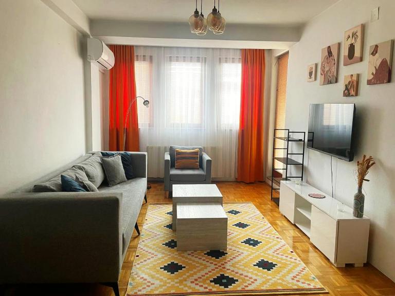 Mexican Touch Apartment - B&B Pristina
