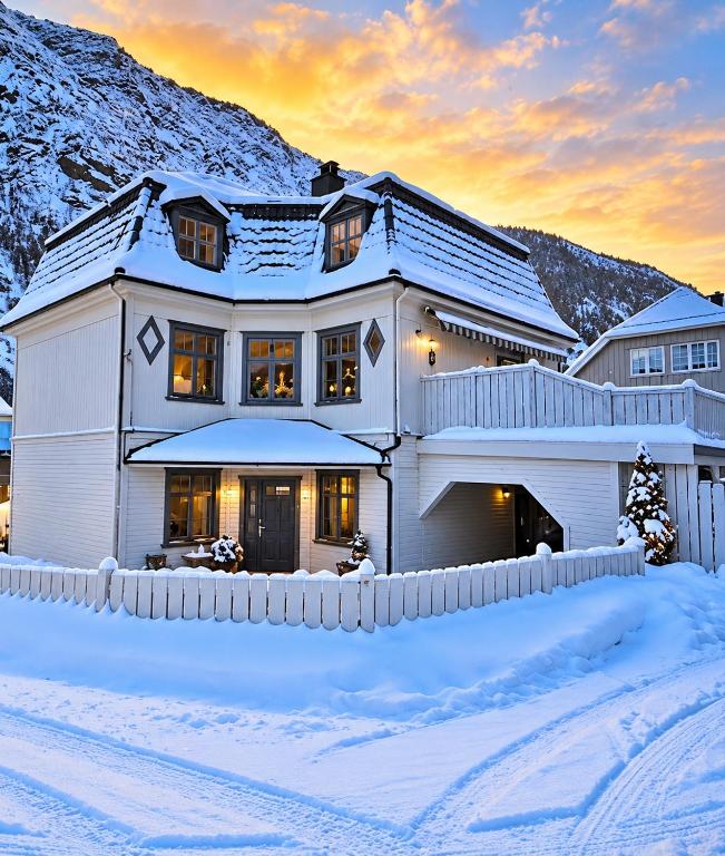 Rjukan Leilighet 35 m2 - Ferienwohnung Øverland