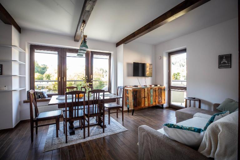 Loft w Parku Sportowym - Ferienwohnung Krynica Zdroj