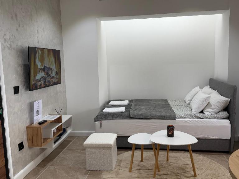 Q Apartment 2 - Chambres d'hôtes Belgrade