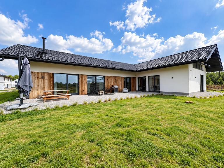 Zielono Mi! Dom przy Puszczy Kampinoskiej - B&B Grądy