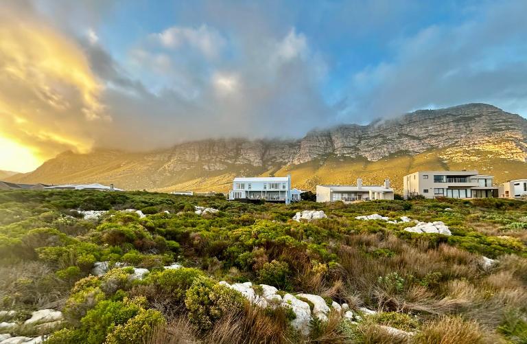 Misty Shores Cottage - B&B Betty’s Bay