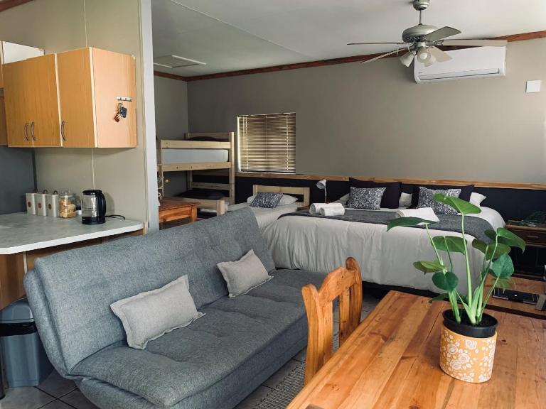 Compass Overnight Langenhovenpark - B&B Bloemfontein