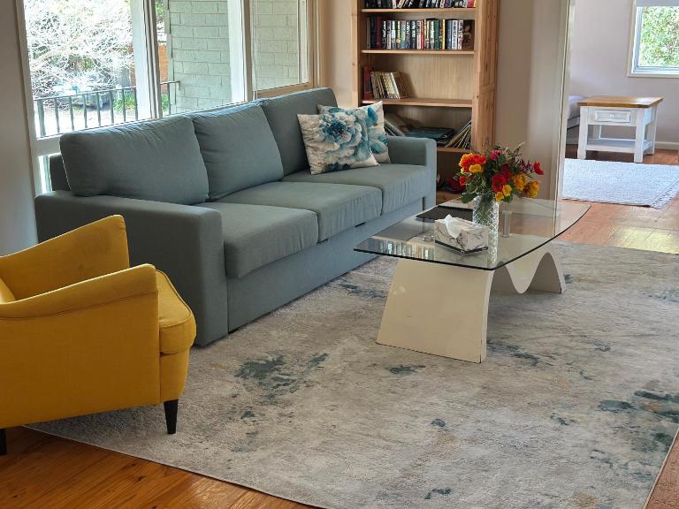 Canberra Hospital Locum Welcome Entire Family Home - B&B Phillip