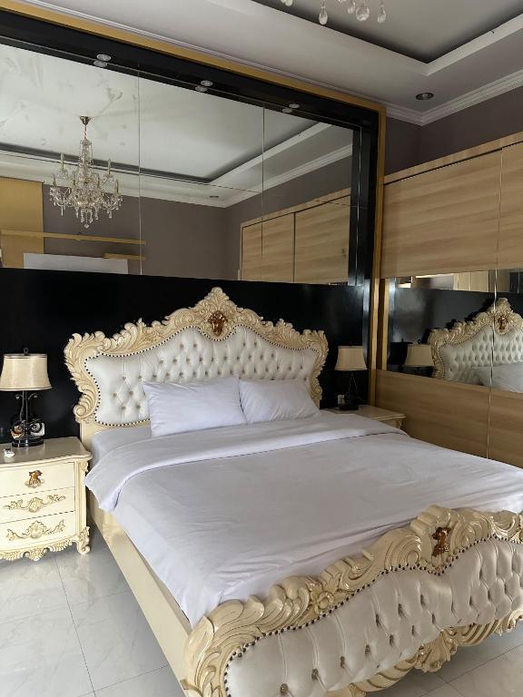 TITE homestay. Staycation feels @home - Bed and Breakfast Salakan