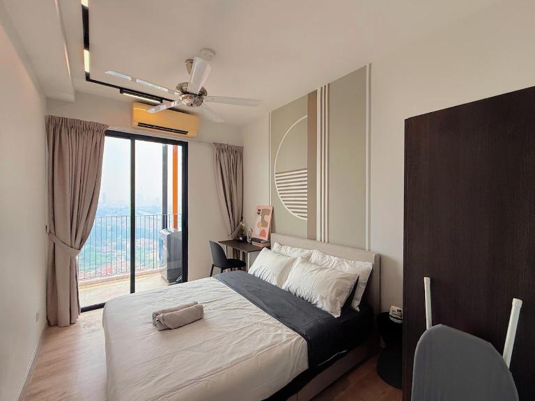 Homely Emporis KD 4PX, Near MRT KD & Thomson Hospital - B&B Petaling Jaya