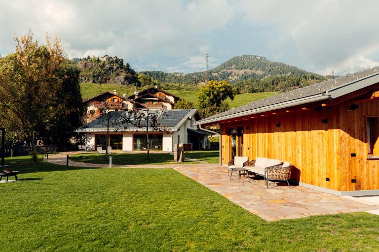 Shasta Mountain Lodge - Bed and Breakfast Cavalese