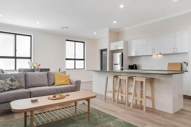 Crooked Lane Apartment - CBD, Stylish & Central - Ferienwohnung Wog Wog