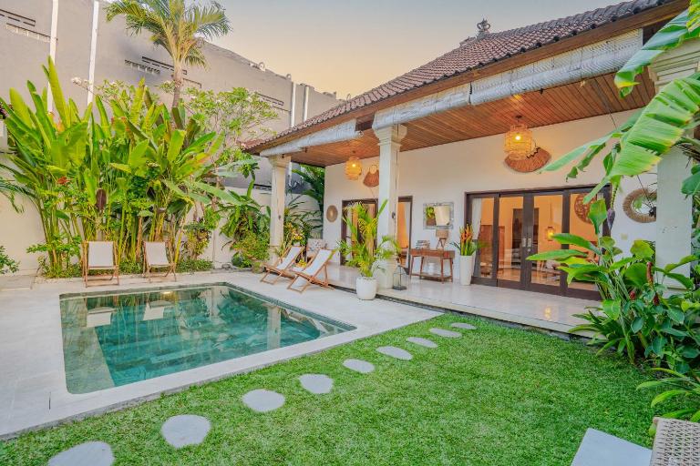 Villa Deba 3 by Bali Villa Solutions - B&B Seminyak