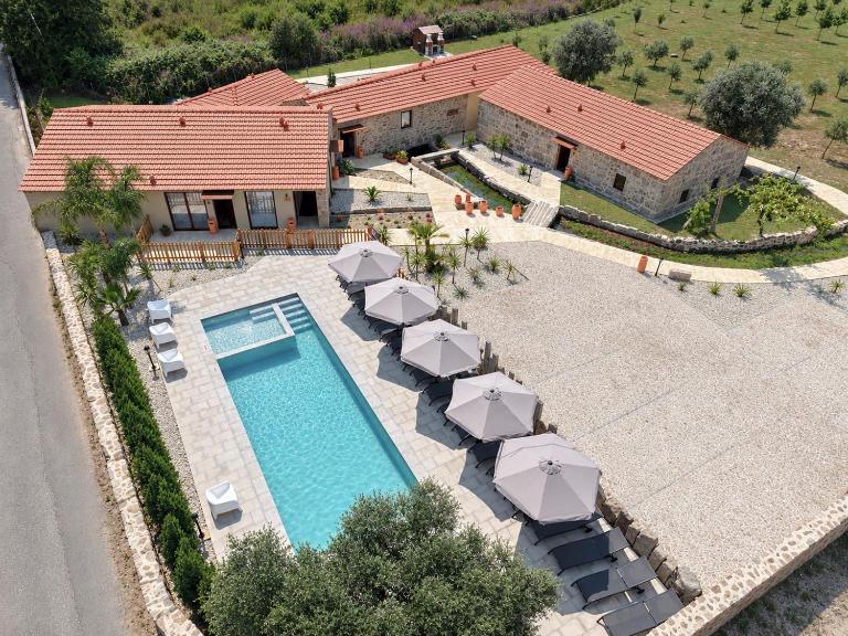 Aldeia dos Moinhos country house - Bed and Breakfast Cabanelas