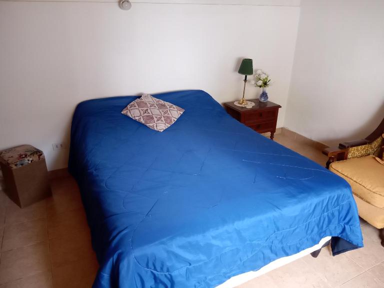 Depto cómodo, confortable con cochera gratuita - B&B Olavarría