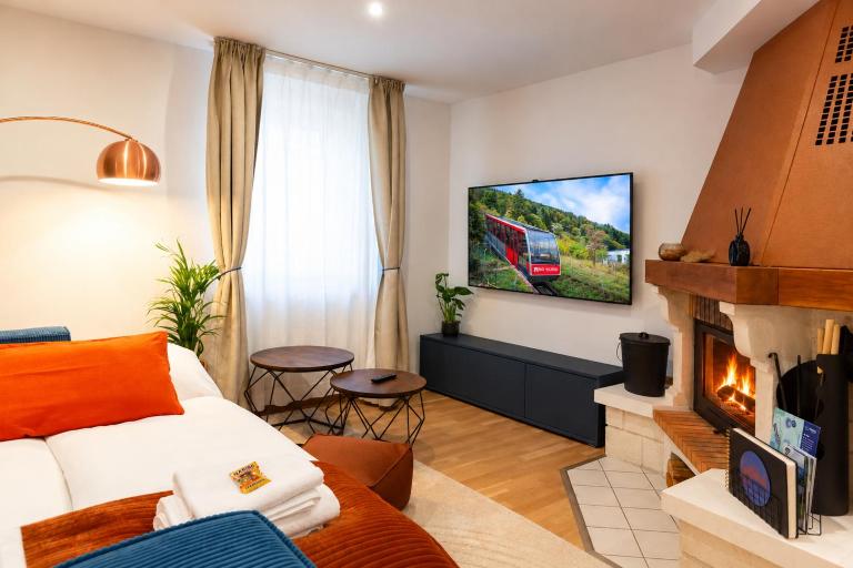 Stilvolle FeWo im Schwarzwald - 2 min zu Fuß ins Zentrum, S-Bahn, Therme & Bergbahn - B&B Bad Wildbad