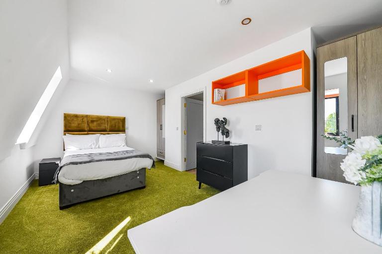 The Olive Suite - Cosy & Contemporary - Birmingham - Bed and Breakfast Birmingham