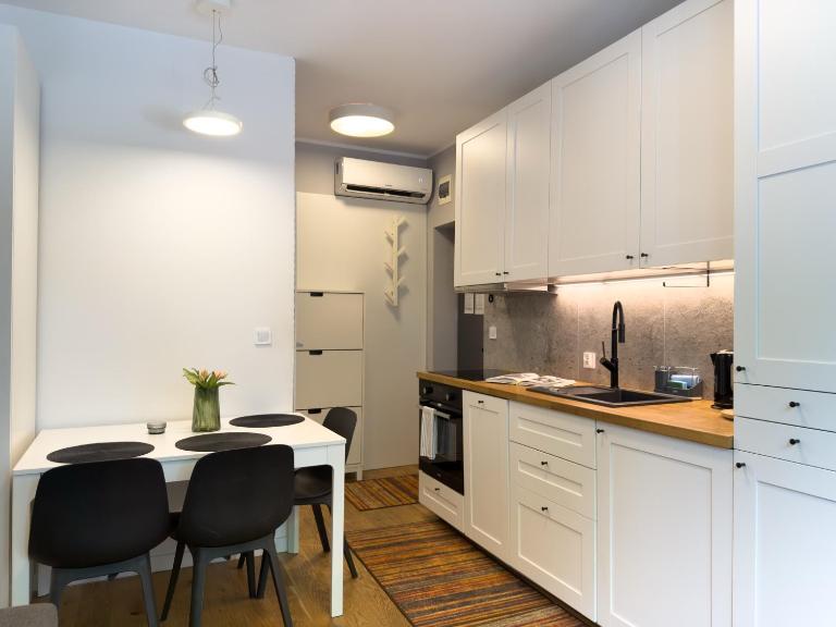 URBAN APARTMENTS STUDIO No 3A - Air Condition - Garden - Free parking - B&B Chorzów
