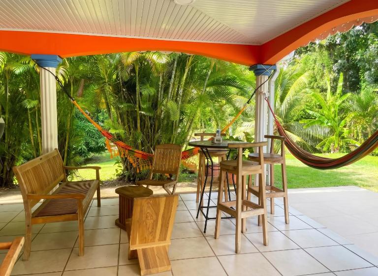 Maison spacieuse à Sainte-Luce, 220 m² avec jardin - B&B Sainte-Luce