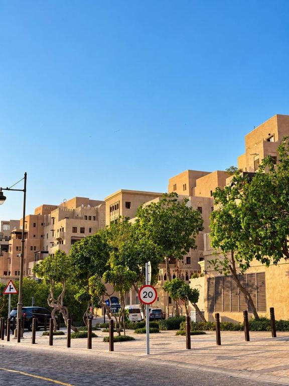 Dubai Festival city Casa HEMY Peaceful Stays - B&B Sabkhah