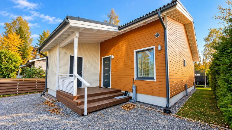 Luxury Finnish Home - Sauna, Garden & Train - B&B Vantaa