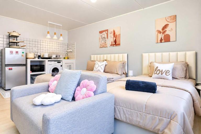 Cozy 2BR Near Impact Arena, LTAT- WiFi Washer near DMK at C2 - B&B Ban Song Hong