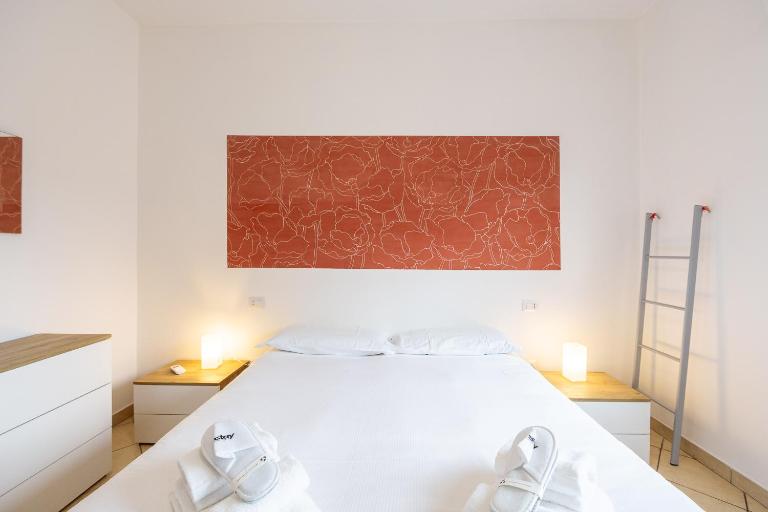 Greens & Sun - Santa Giulia - 5 min to M3 & Train Station by InnStay - Chambres d'hôtes Milan