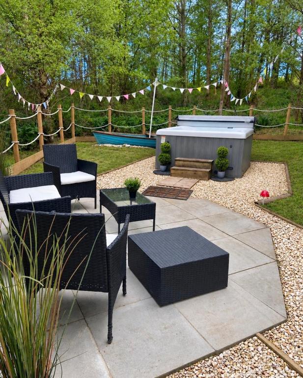 Hunter's Lodge Hot Tub Holiday, Northumberland - Ferienwohnung Felton