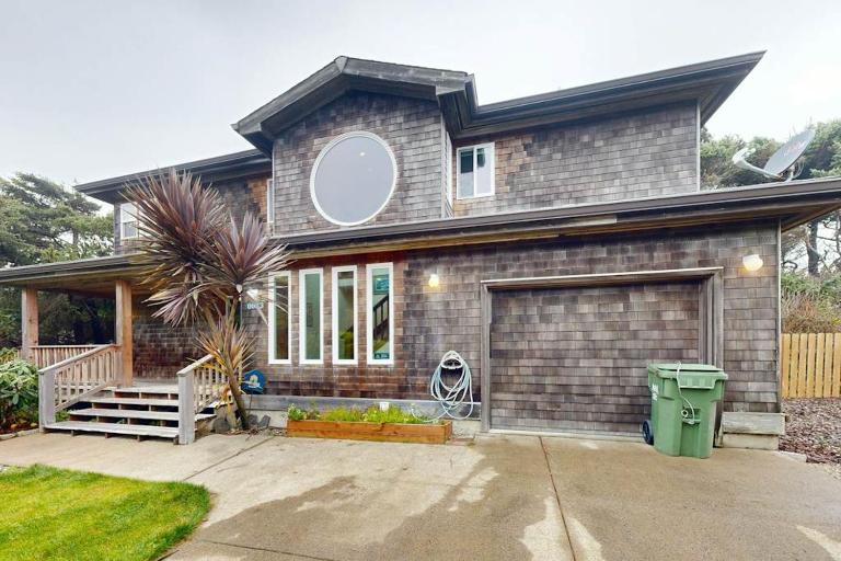 Finisterre Cottage - B&B Yachats