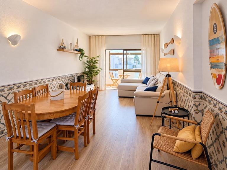 Blue Wave Escape Near Old Town Balcony Free Parking - B&B Albufeira
