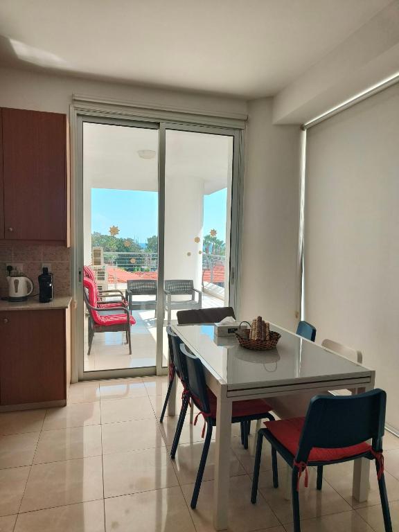 Marina City Centre Stays - Ferienwohnung Larnaka